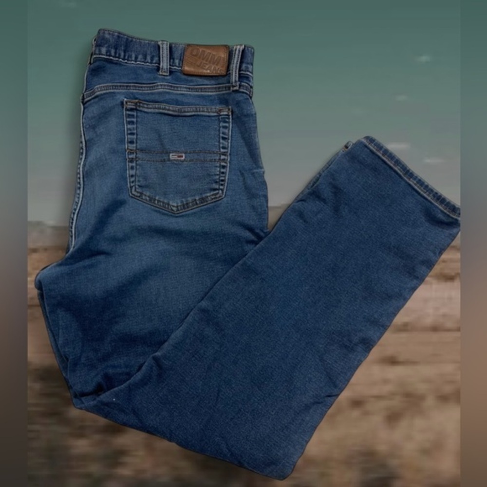 Y2K 2000’s Tommy Hilfiger Baggy Jeans